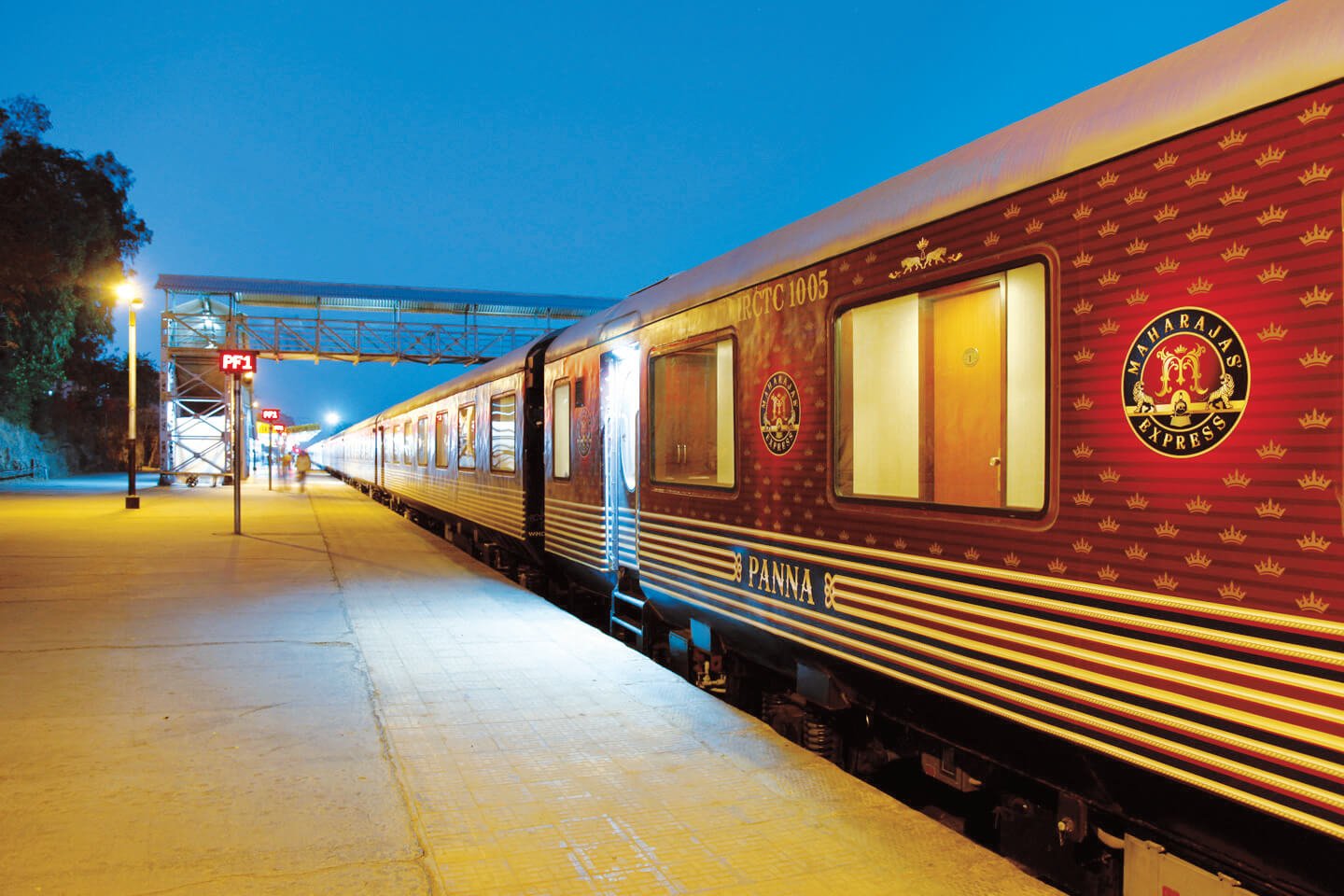 Luxury rail tourism journey