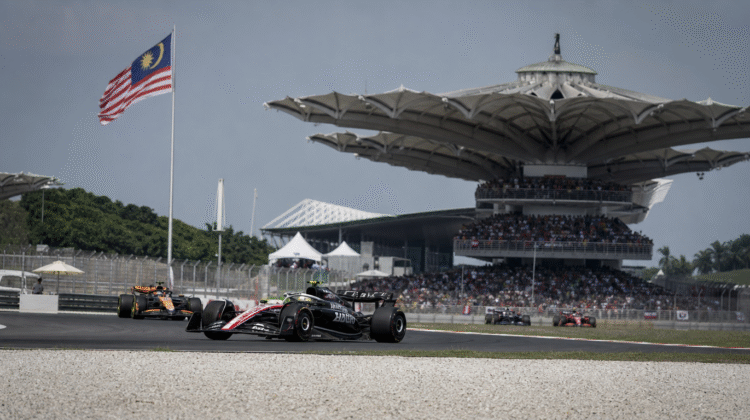 Formula 1 Returns to Malaysia’s Sepang Circuit